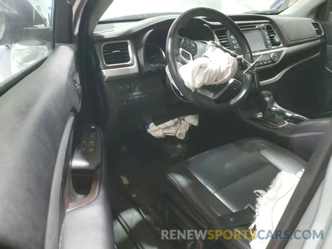 8 Фотография поврежденного автомобиля 5TDJZRFH0KS579924 TOYOTA HIGHLANDER 2019
