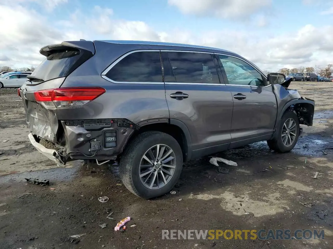 3 Фотография поврежденного автомобиля 5TDJZRFH0KS585593 TOYOTA HIGHLANDER 2019