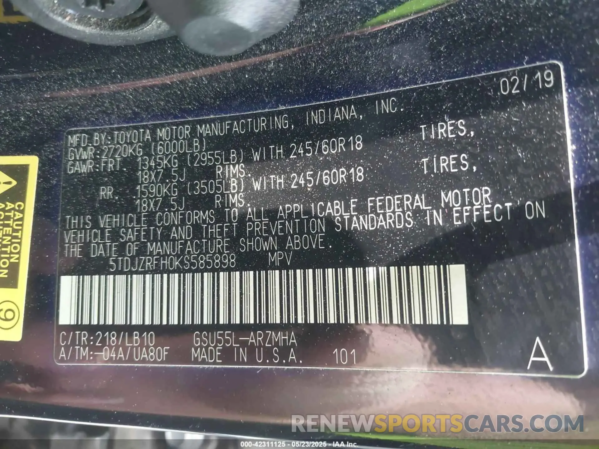 9 Photograph of a damaged car 5TDJZRFH0KS585898 TOYOTA HIGHLANDER 2019