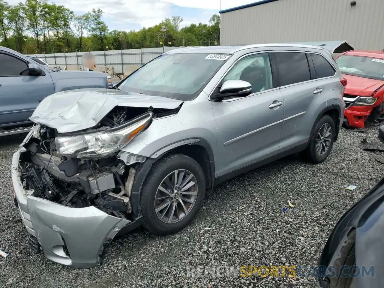1 Фотография поврежденного автомобиля 5TDJZRFH0KS593872 TOYOTA HIGHLANDER 2019
