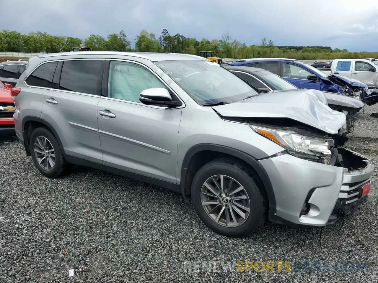 4 Фотография поврежденного автомобиля 5TDJZRFH0KS593872 TOYOTA HIGHLANDER 2019