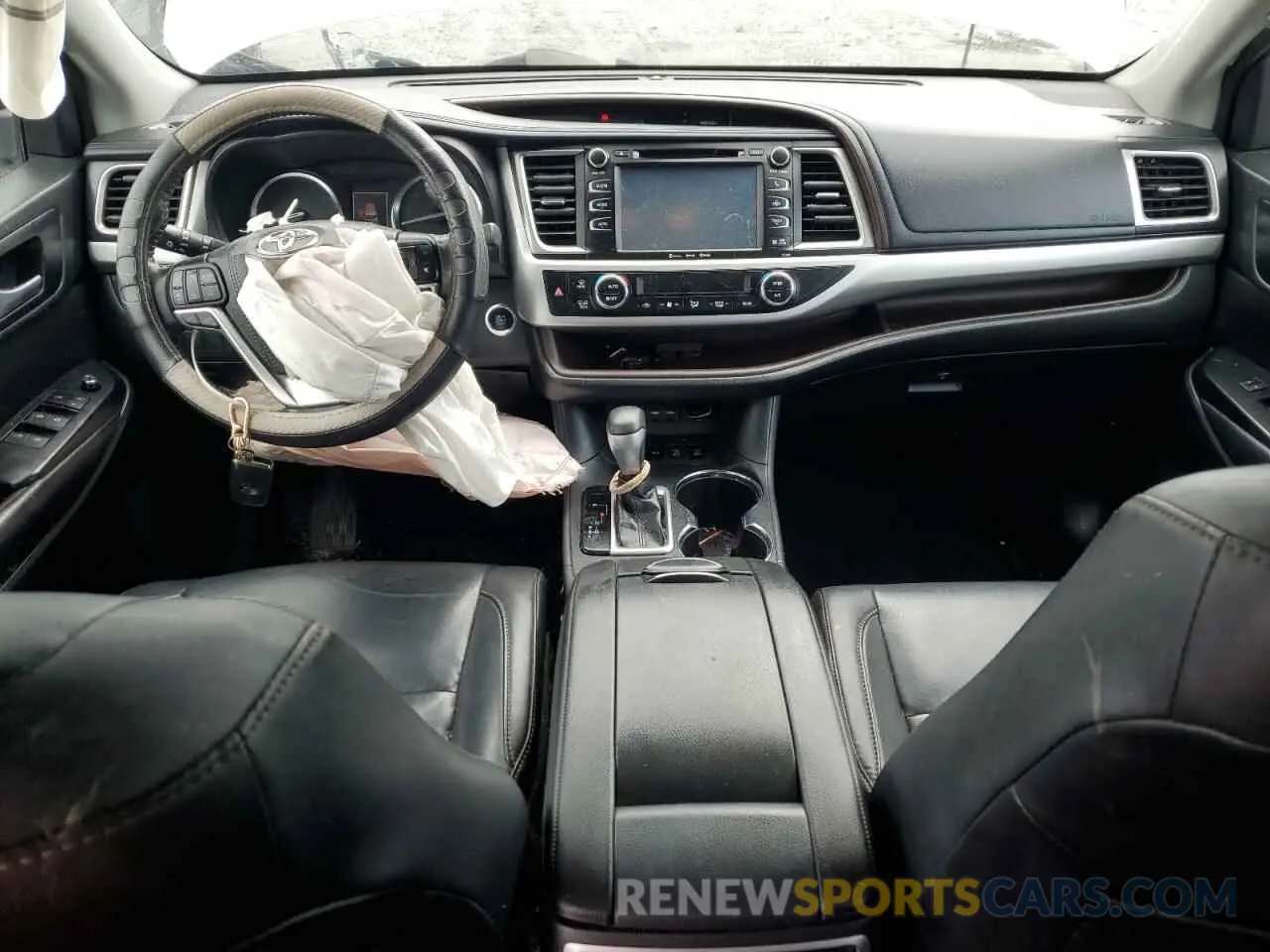 8 Фотография поврежденного автомобиля 5TDJZRFH0KS593872 TOYOTA HIGHLANDER 2019