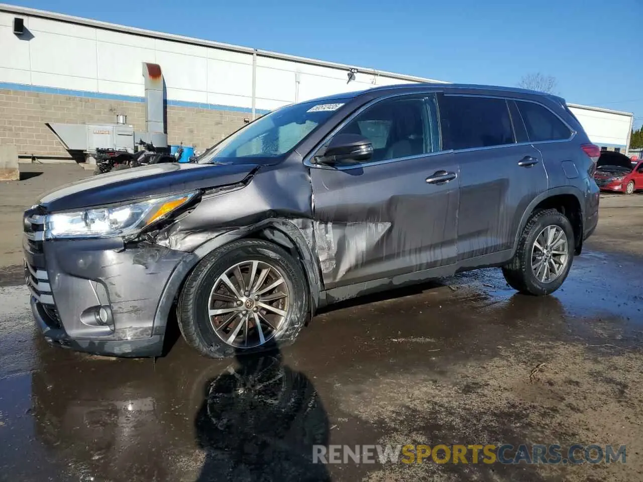 1 Photograph of a damaged car 5TDJZRFH0KS616406 TOYOTA HIGHLANDER 2019