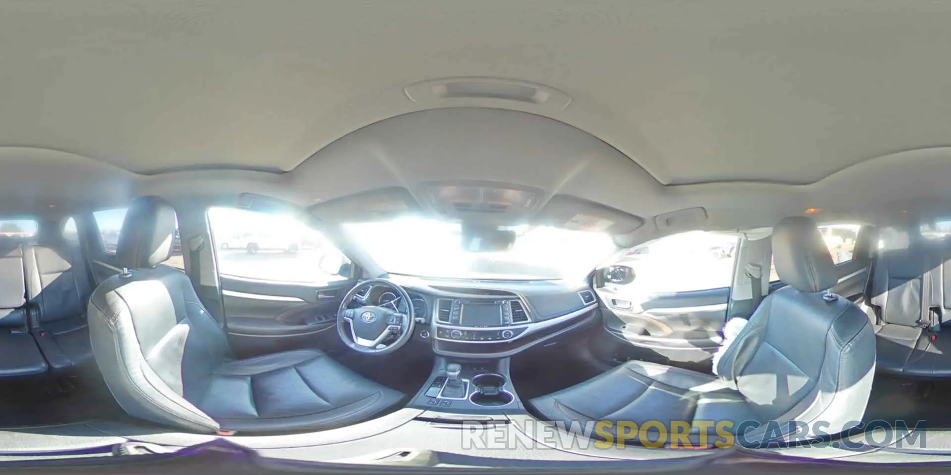 15 Photograph of a damaged car 5TDJZRFH0KS616406 TOYOTA HIGHLANDER 2019