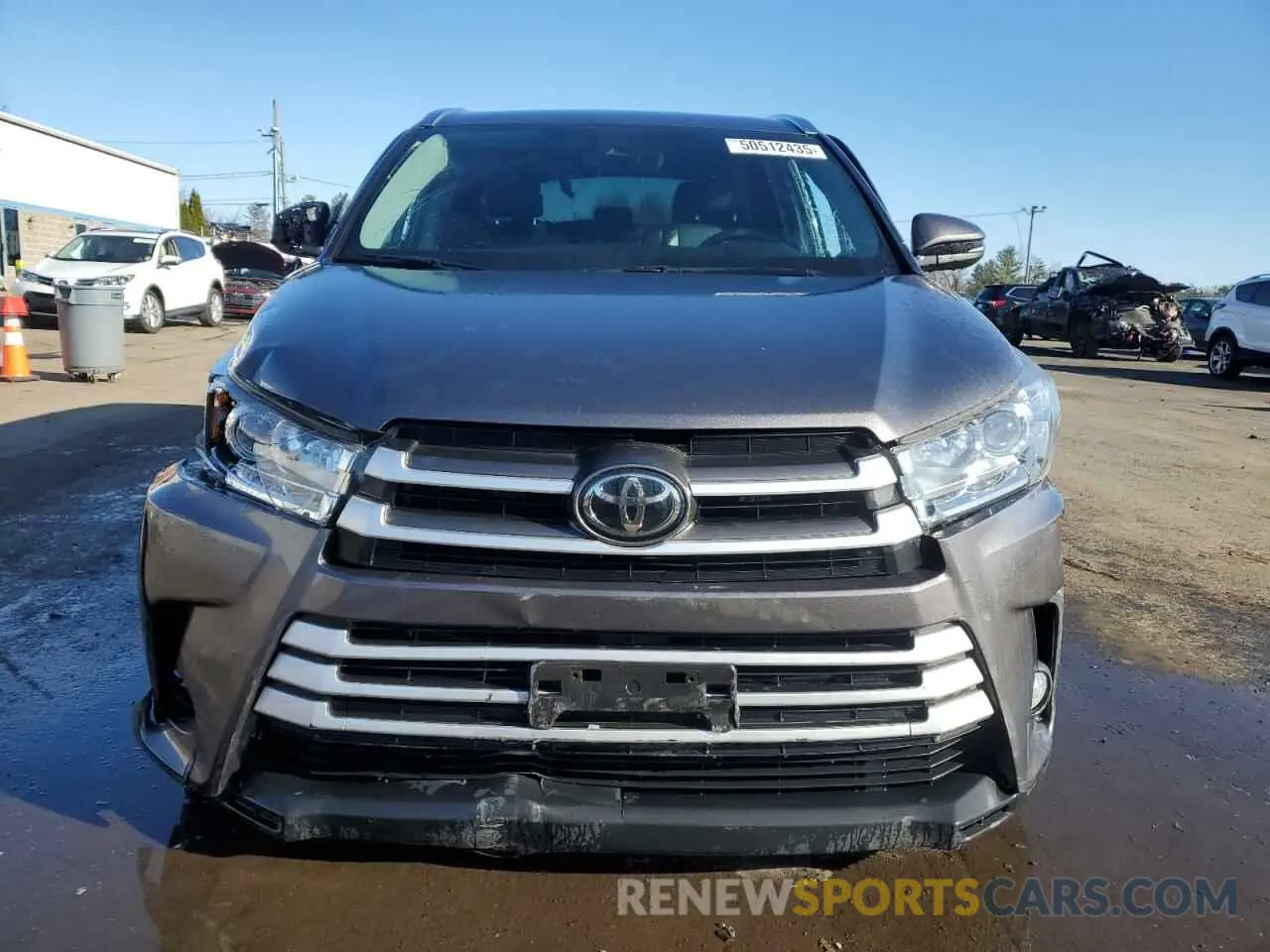 5 Photograph of a damaged car 5TDJZRFH0KS616406 TOYOTA HIGHLANDER 2019