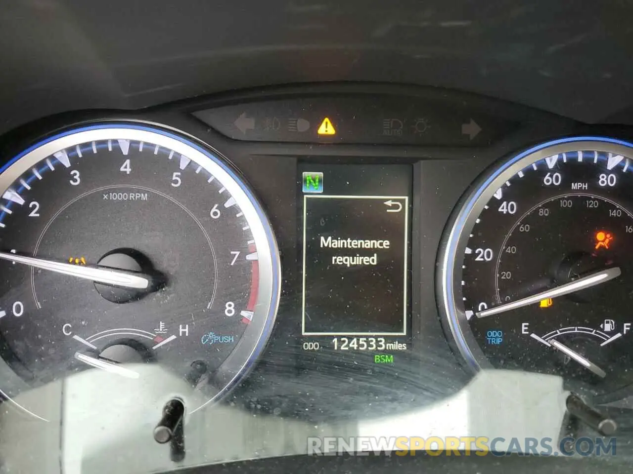 9 Photograph of a damaged car 5TDJZRFH0KS616406 TOYOTA HIGHLANDER 2019