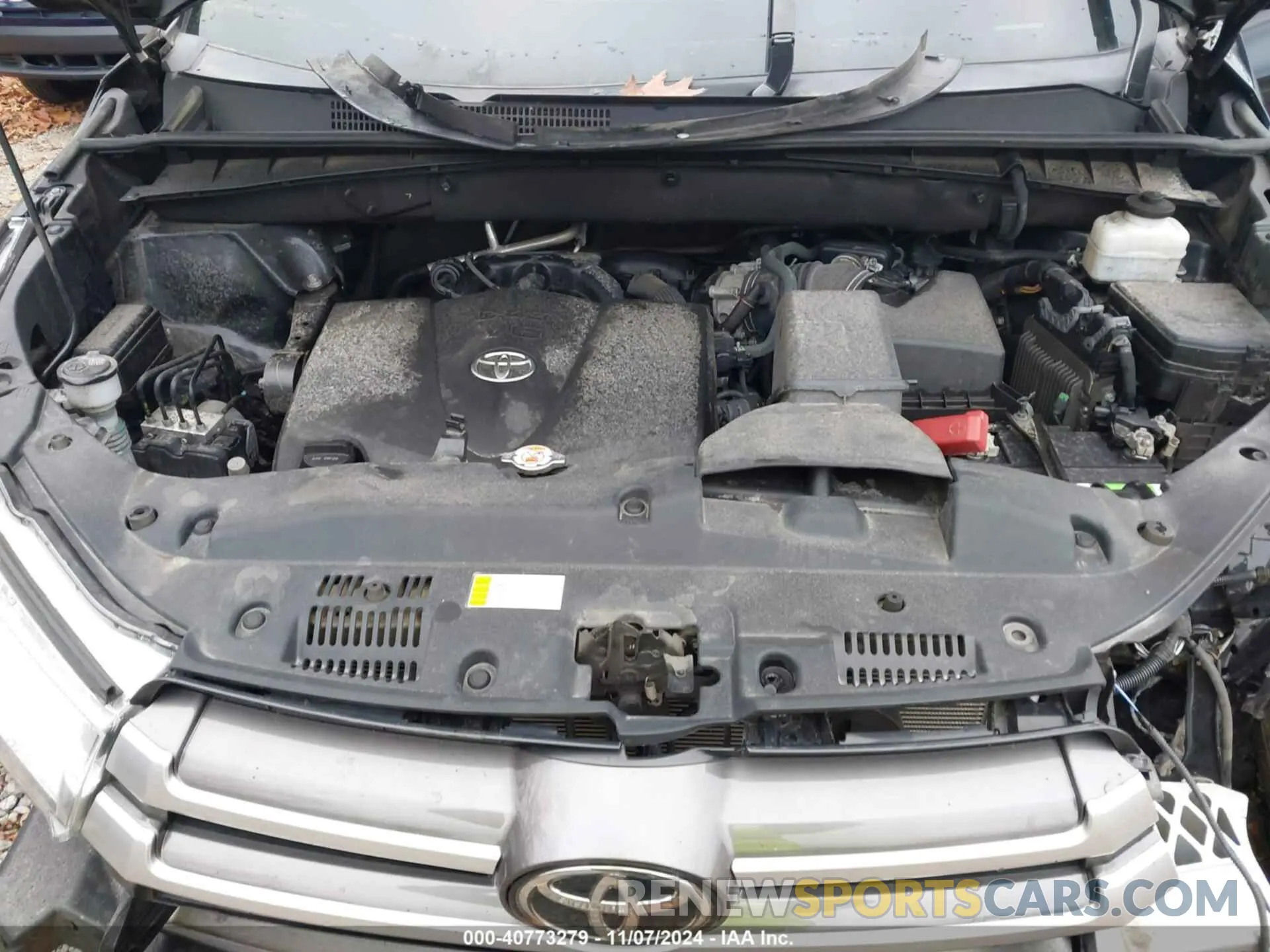 10 Фотография поврежденного автомобиля 5TDJZRFH0KS617099 TOYOTA HIGHLANDER 2019