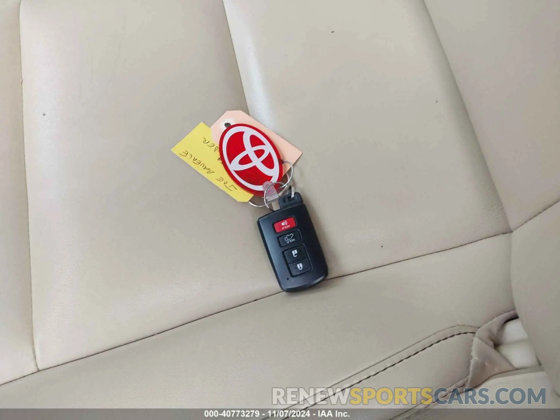 11 Фотография поврежденного автомобиля 5TDJZRFH0KS617099 TOYOTA HIGHLANDER 2019