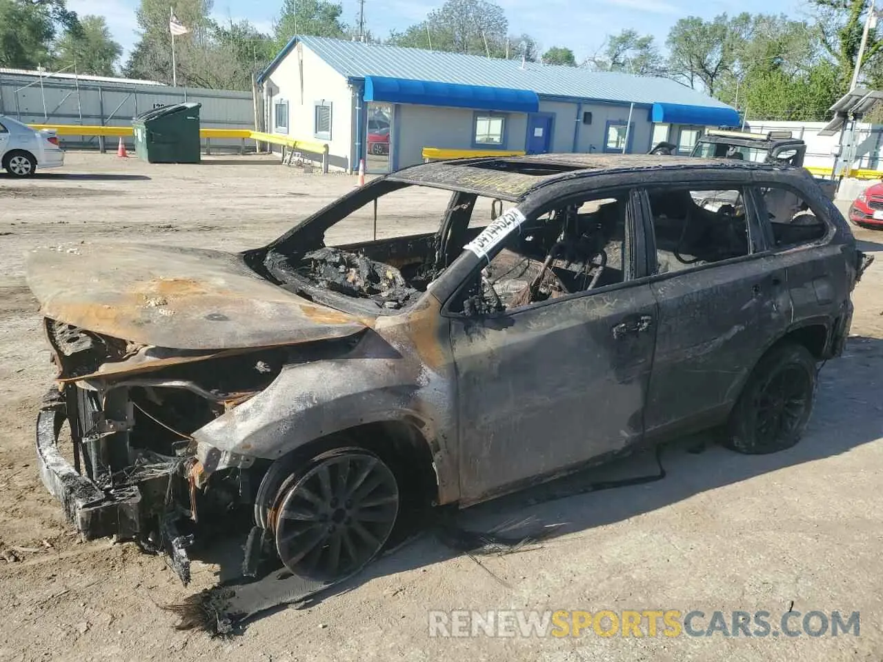 1 Фотография поврежденного автомобиля 5TDJZRFH0KS627700 TOYOTA HIGHLANDER 2019
