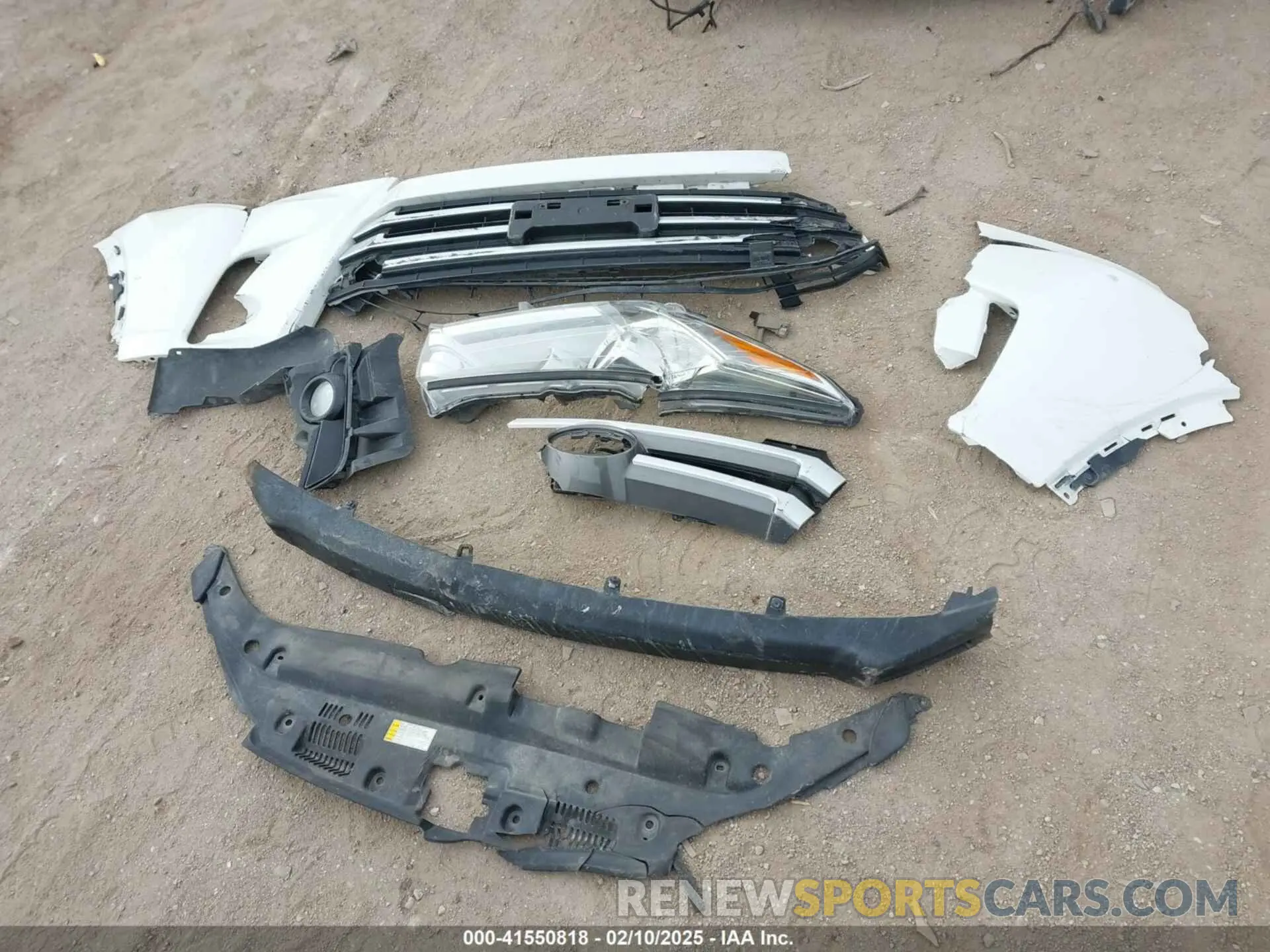 12 Photograph of a damaged car 5TDJZRFH0KS628474 TOYOTA HIGHLANDER 2019