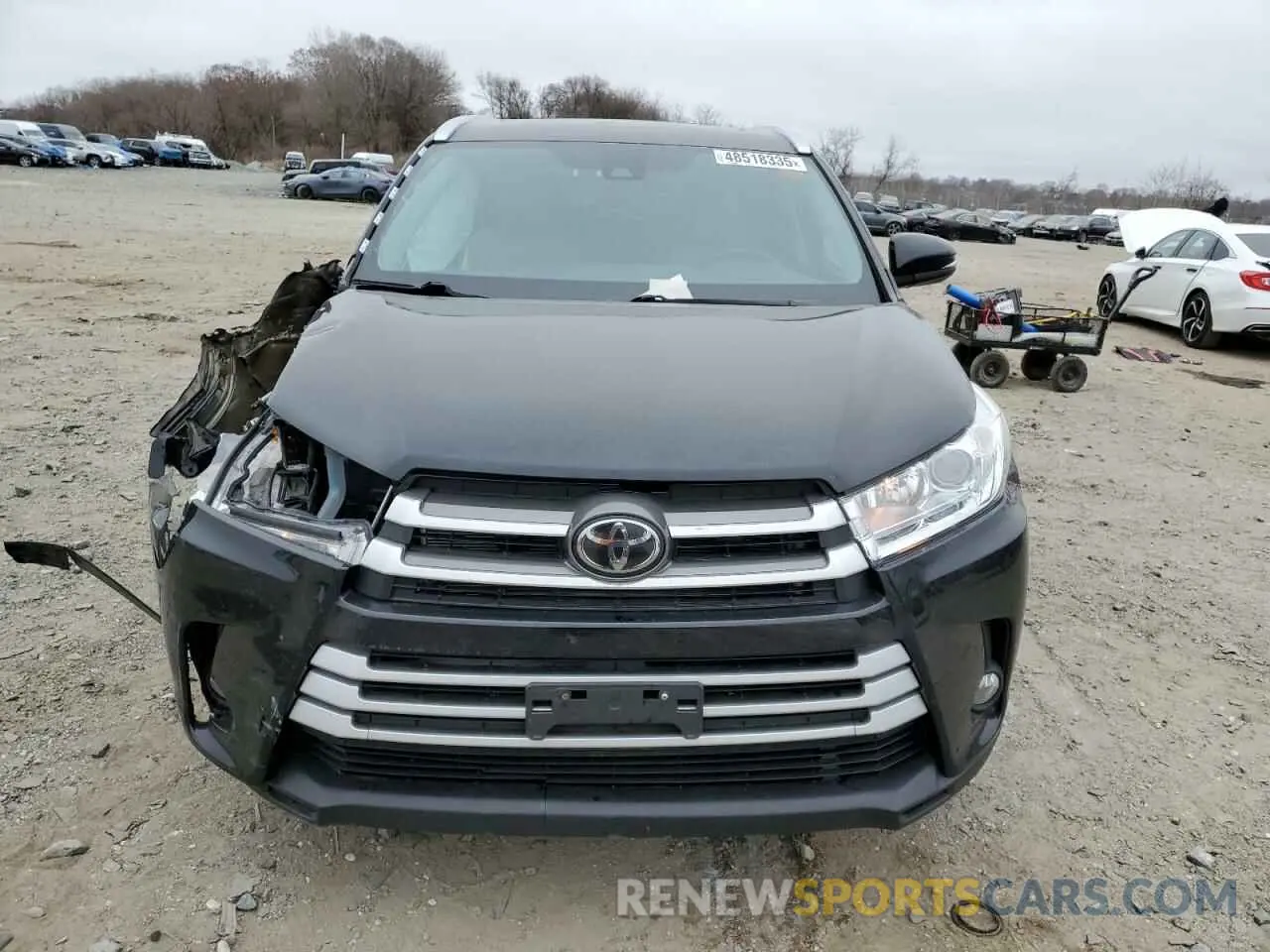 5 Photograph of a damaged car 5TDJZRFH1KS563361 TOYOTA HIGHLANDER 2019