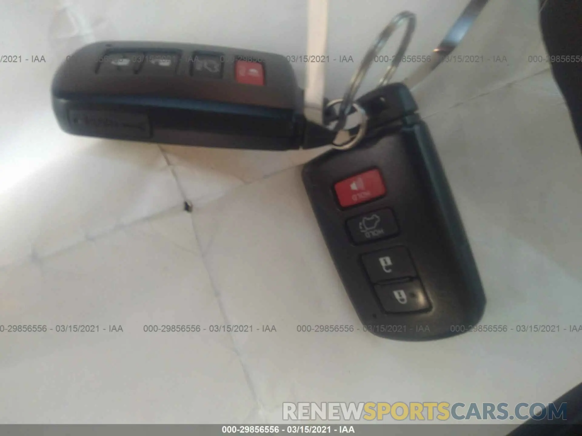 11 Photograph of a damaged car 5TDJZRFH1KS563554 TOYOTA HIGHLANDER 2019