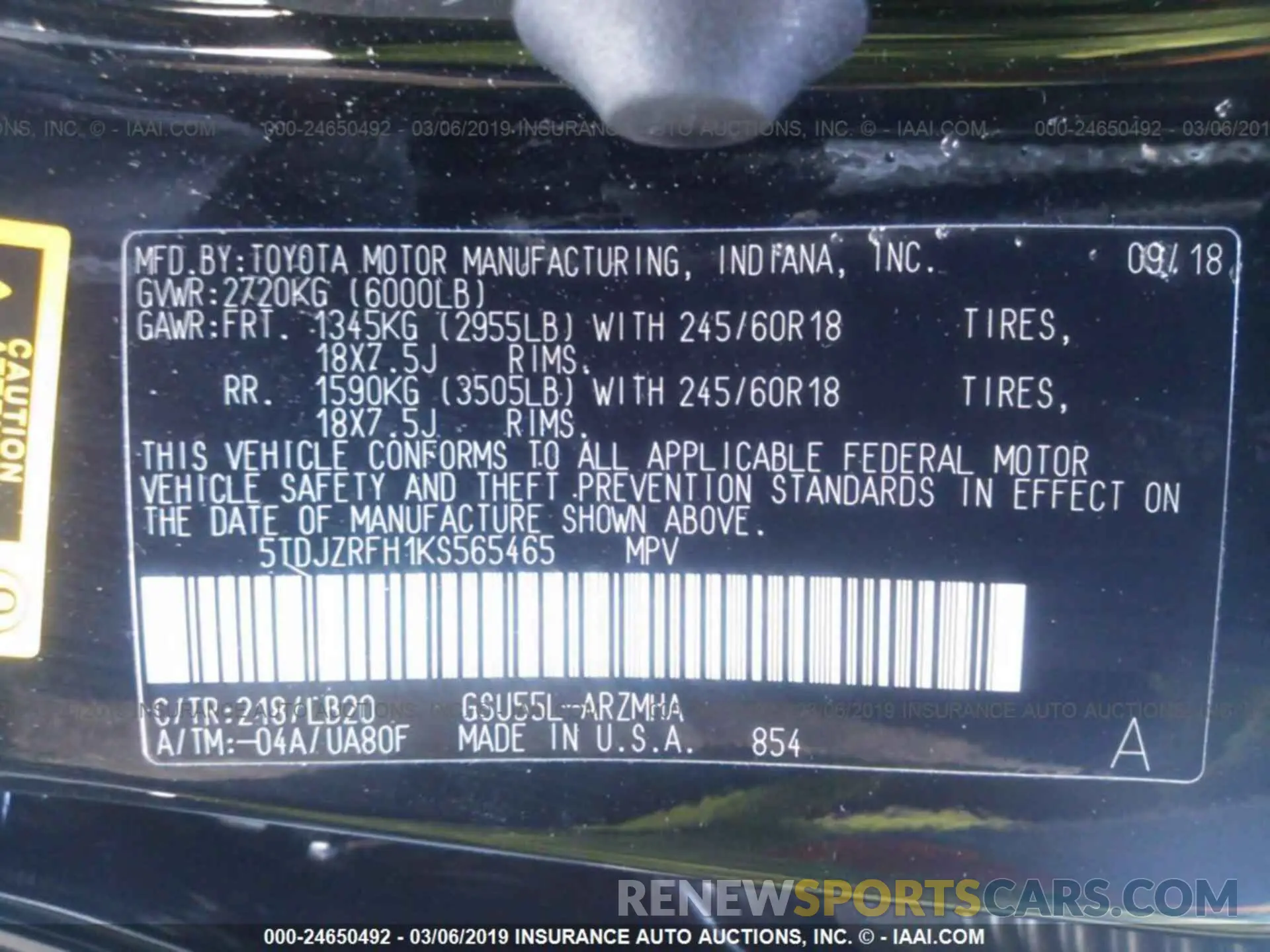 9 Photograph of a damaged car 5TDJZRFH1KS565465 TOYOTA HIGHLANDER 2019