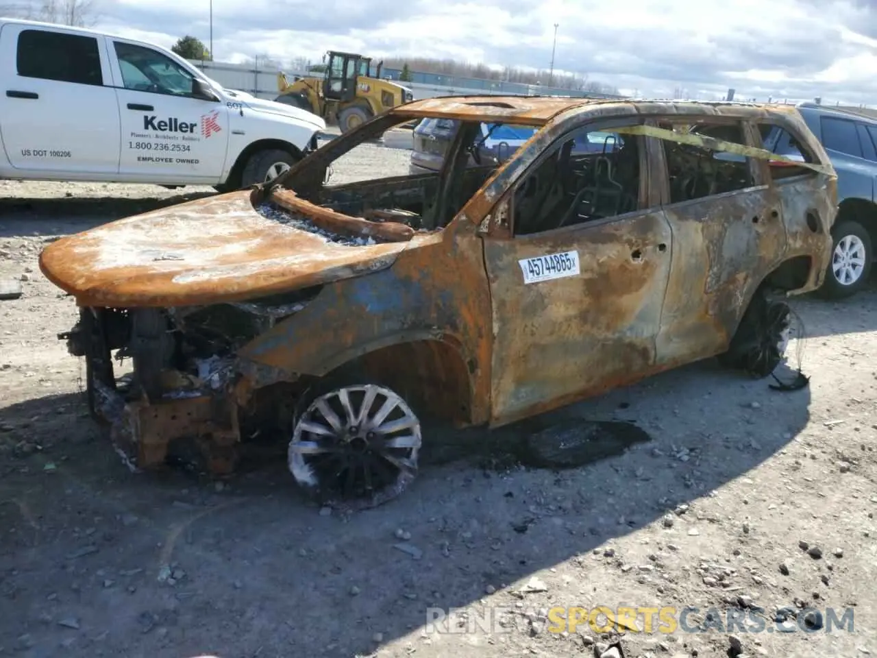 1 Фотография поврежденного автомобиля 5TDJZRFH1KS579849 TOYOTA HIGHLANDER 2019