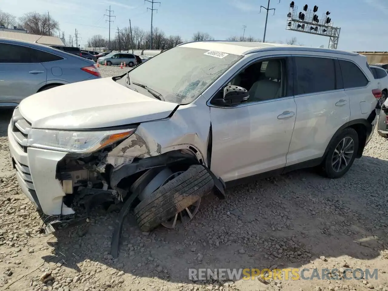 1 Photograph of a damaged car 5TDJZRFH1KS612669 TOYOTA HIGHLANDER 2019