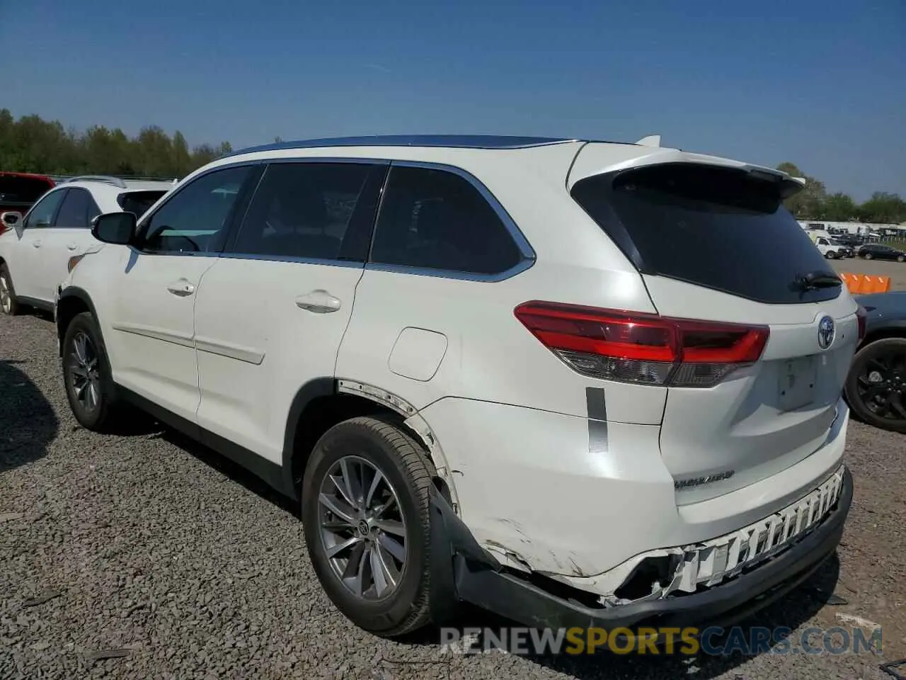 2 Фотография поврежденного автомобиля 5TDJZRFH1KS629231 TOYOTA HIGHLANDER 2019