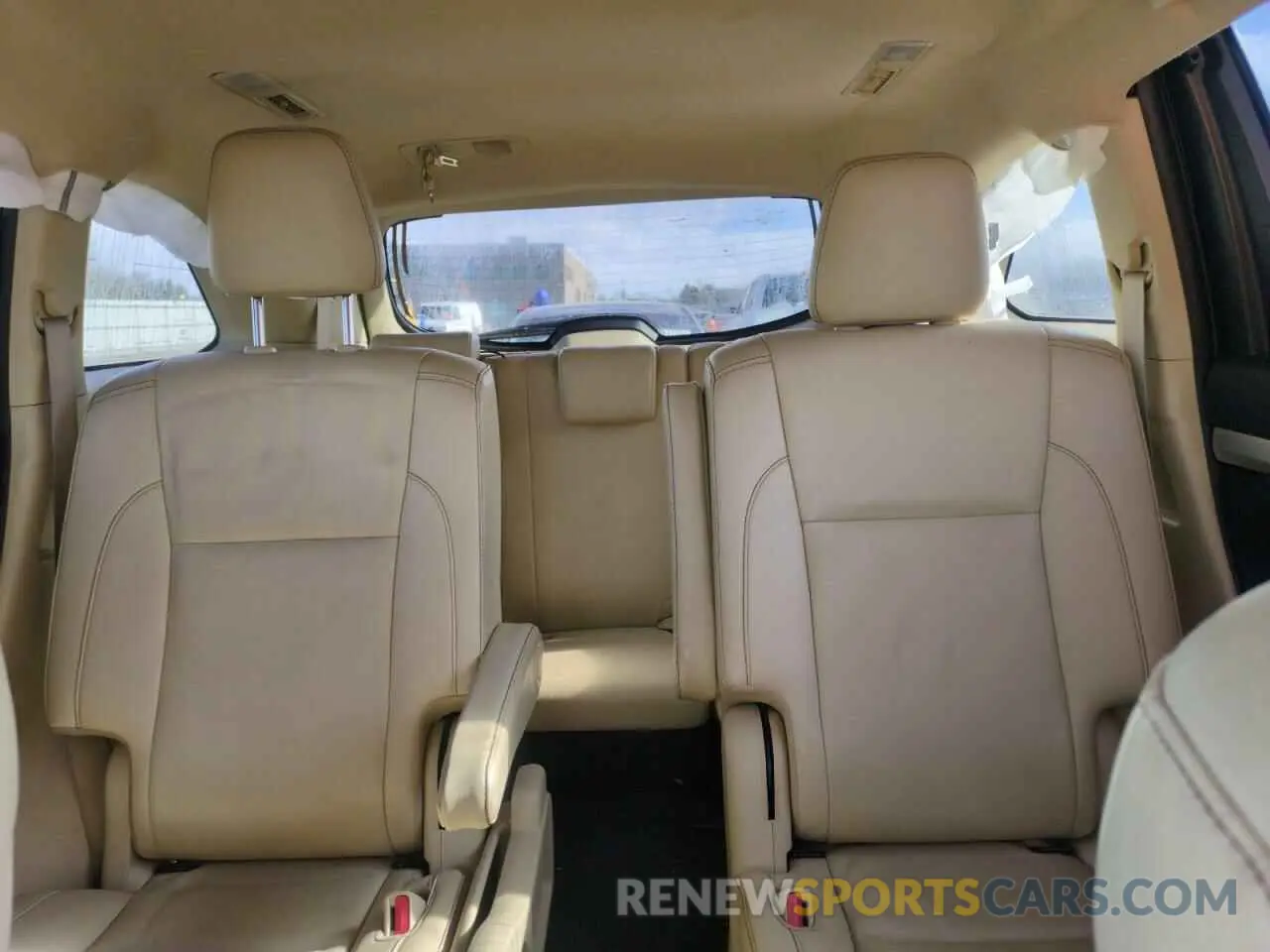 10 Фотография поврежденного автомобиля 5TDJZRFH1KS710018 TOYOTA HIGHLANDER 2019