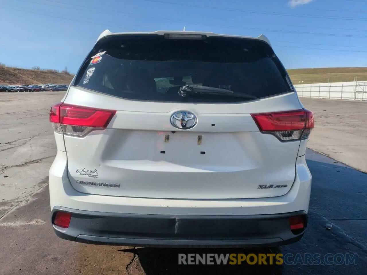 6 Фотография поврежденного автомобиля 5TDJZRFH1KS710018 TOYOTA HIGHLANDER 2019