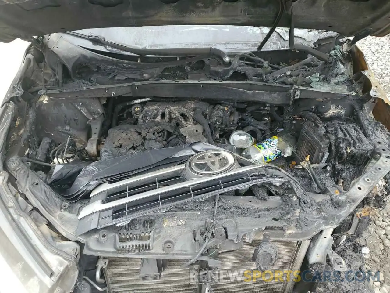 12 Photograph of a damaged car 5TDJZRFH1KS714893 TOYOTA HIGHLANDER 2019