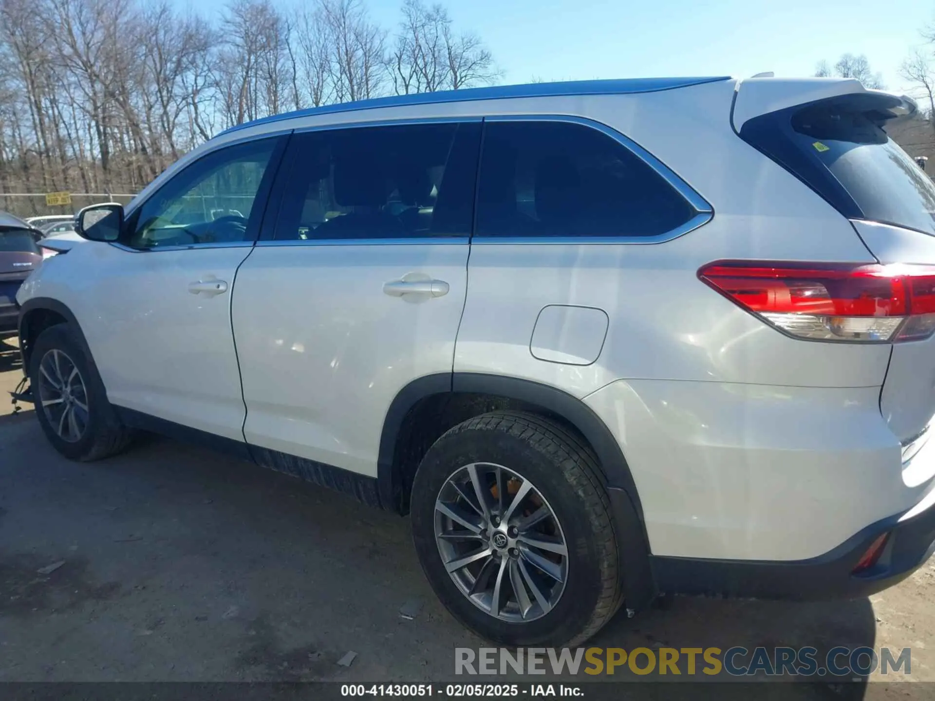 14 Фотография поврежденного автомобиля 5TDJZRFH1KS922403 TOYOTA HIGHLANDER 2019