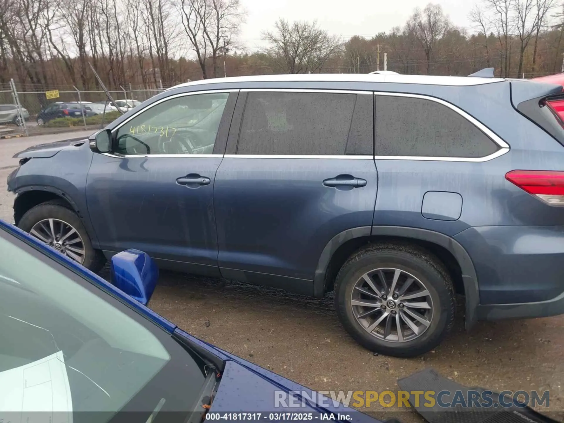 15 Photograph of a damaged car 5TDJZRFH1KS959015 TOYOTA HIGHLANDER 2019