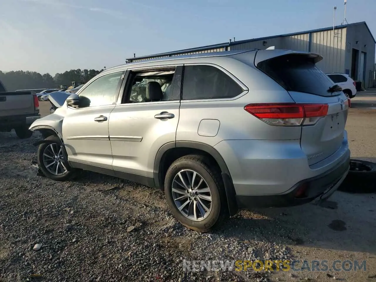 2 Фотография поврежденного автомобиля 5TDJZRFH1KS993813 TOYOTA HIGHLANDER 2019