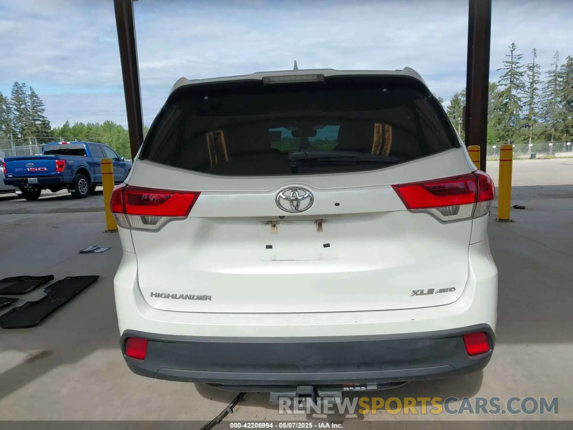 16 Фотография поврежденного автомобиля 5TDJZRFH2KS588298 TOYOTA HIGHLANDER 2019
