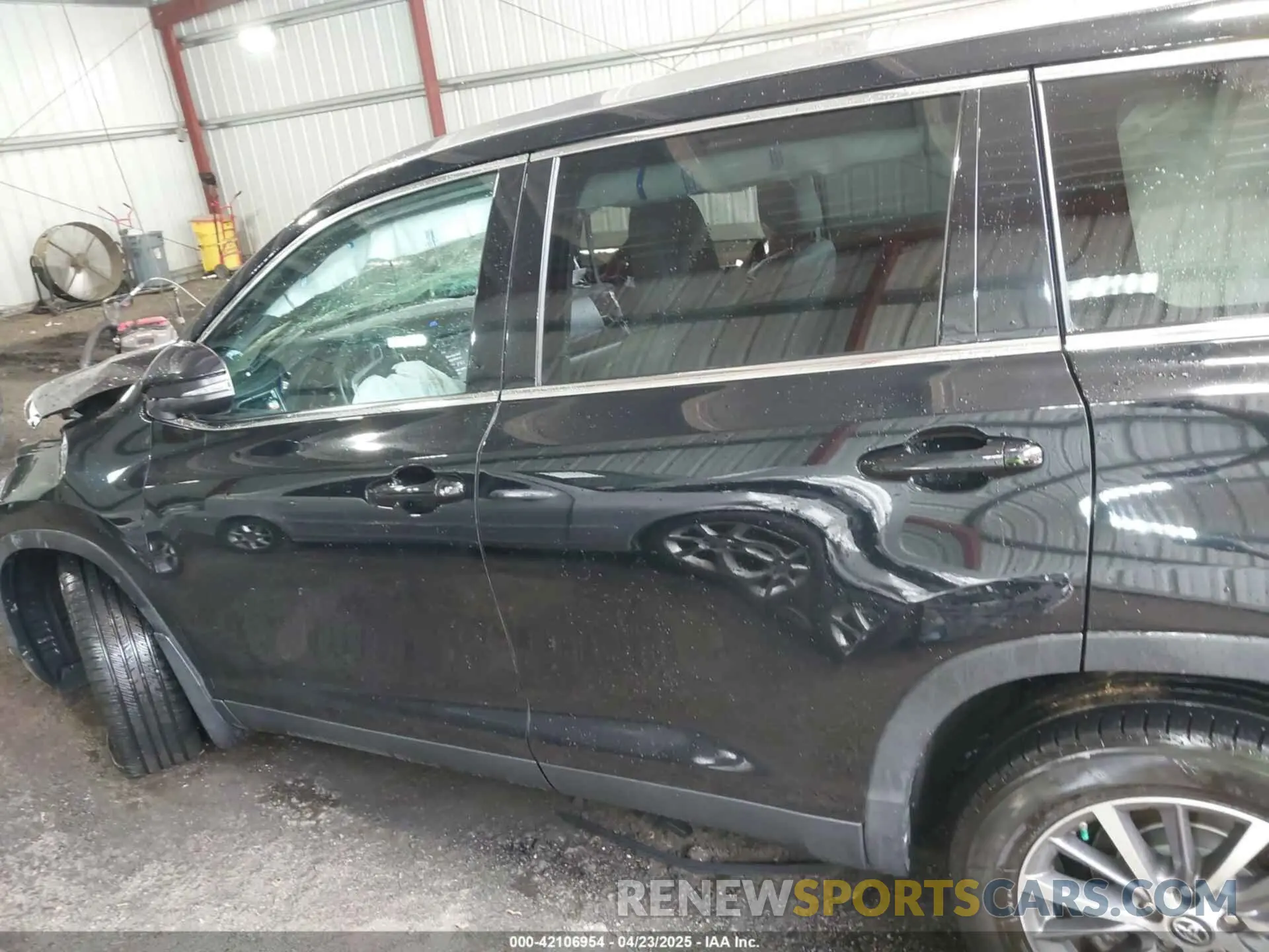 14 Фотография поврежденного автомобиля 5TDJZRFH2KS594988 TOYOTA HIGHLANDER 2019