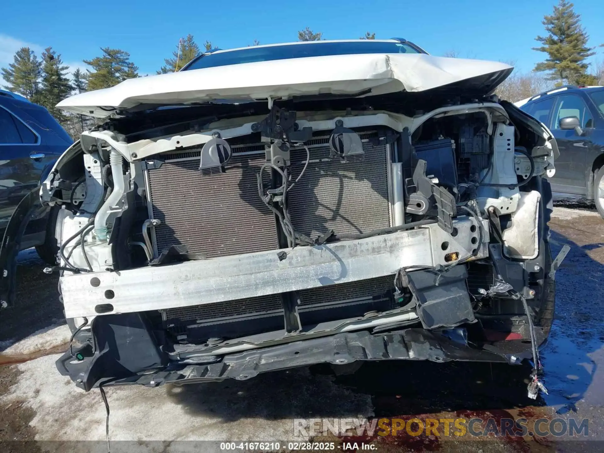 6 Photograph of a damaged car 5TDJZRFH2KS623101 TOYOTA HIGHLANDER 2019
