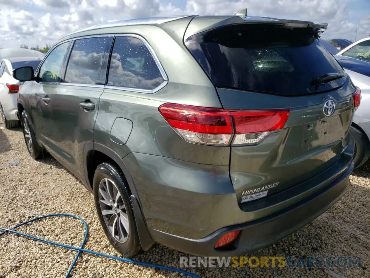 3 Фотография поврежденного автомобиля 5TDJZRFH2KS728320 TOYOTA HIGHLANDER 2019