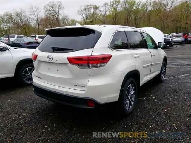 3 Photograph of a damaged car 5TDJZRFH2KS933247 TOYOTA HIGHLANDER 2019