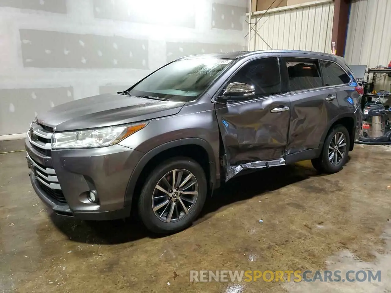 1 Фотография поврежденного автомобиля 5TDJZRFH3KS568190 TOYOTA HIGHLANDER 2019