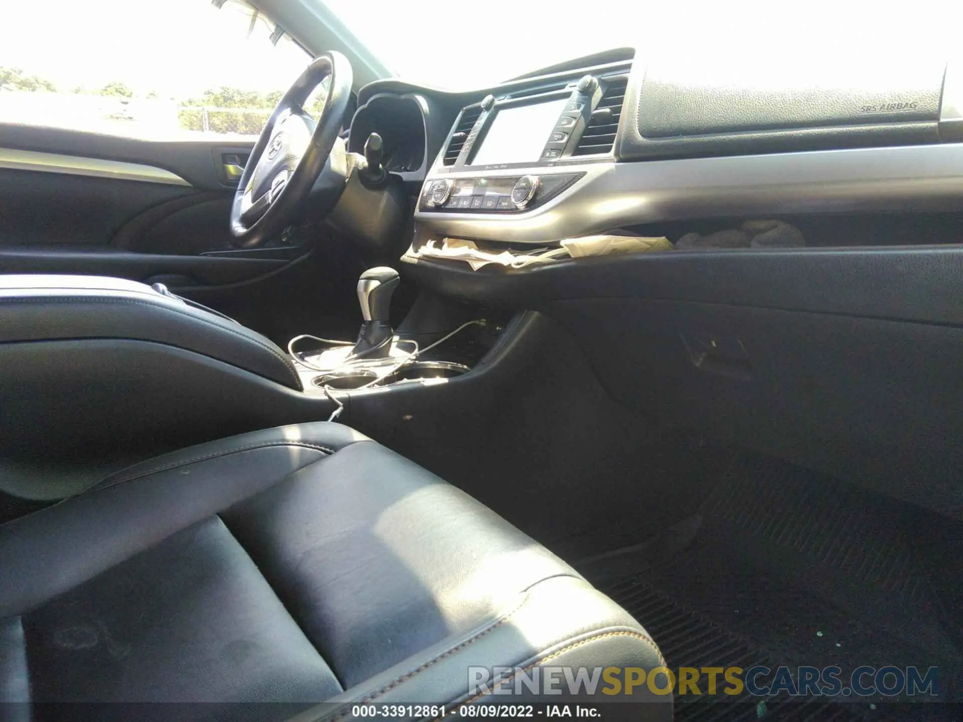 5 Фотография поврежденного автомобиля 5TDJZRFH3KS577990 TOYOTA HIGHLANDER 2019