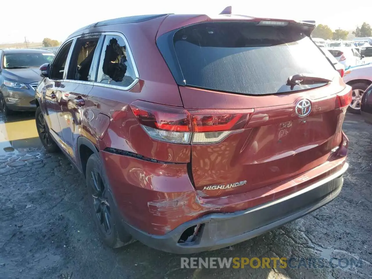2 Фотография поврежденного автомобиля 5TDJZRFH3KS608512 TOYOTA HIGHLANDER 2019