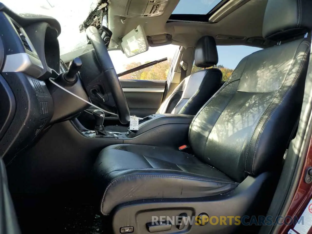 7 Фотография поврежденного автомобиля 5TDJZRFH3KS734935 TOYOTA HIGHLANDER 2019