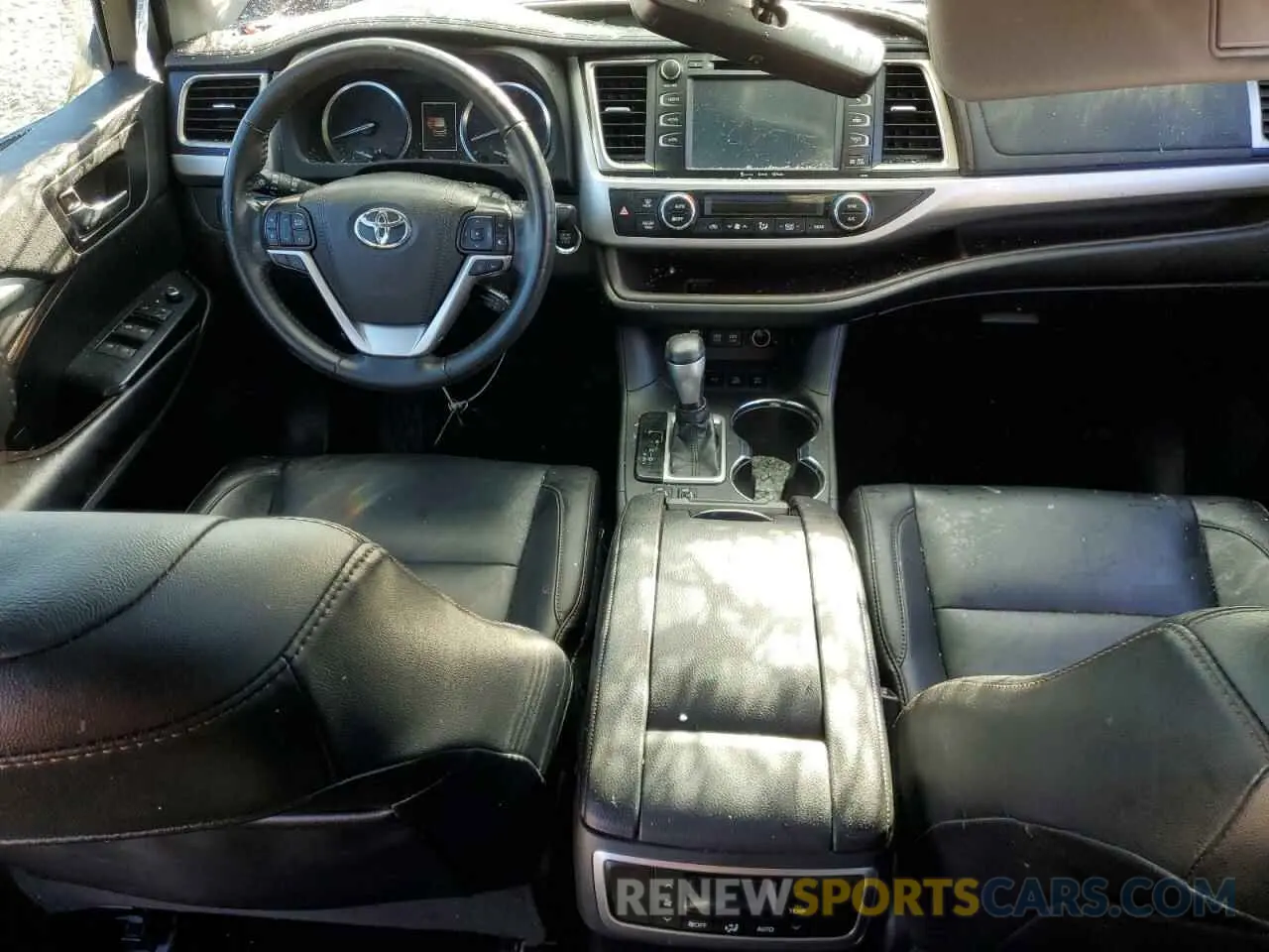 8 Фотография поврежденного автомобиля 5TDJZRFH3KS734935 TOYOTA HIGHLANDER 2019