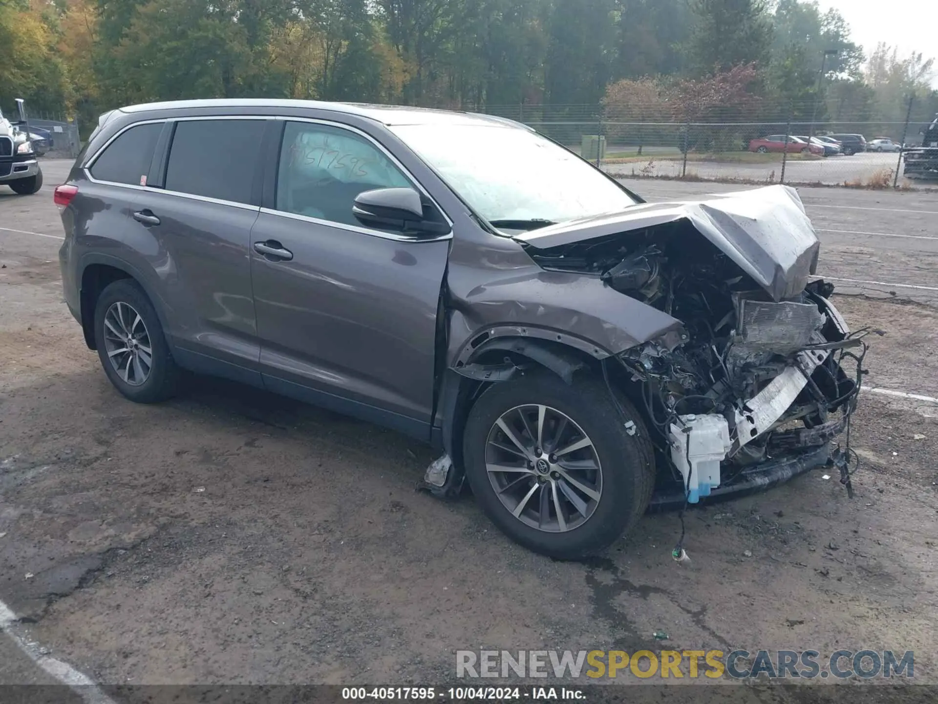 1 Photograph of a damaged car 5TDJZRFH4KS576816 TOYOTA HIGHLANDER 2019