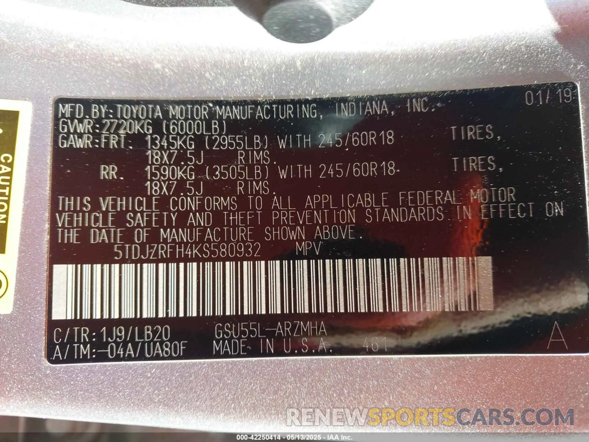 9 Photograph of a damaged car 5TDJZRFH4KS580932 TOYOTA HIGHLANDER 2019