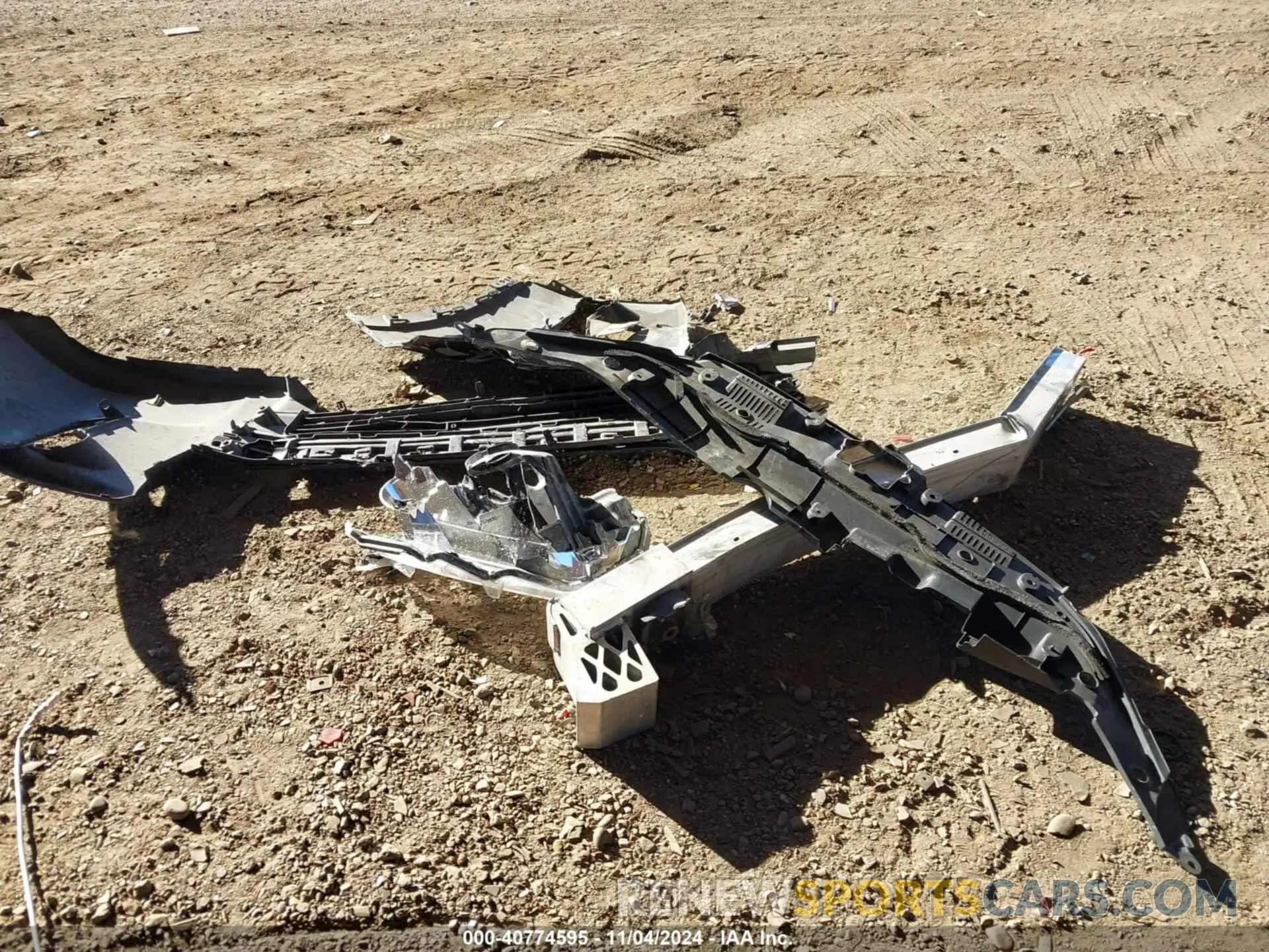 11 Photograph of a damaged car 5TDJZRFH4KS582213 TOYOTA HIGHLANDER 2019
