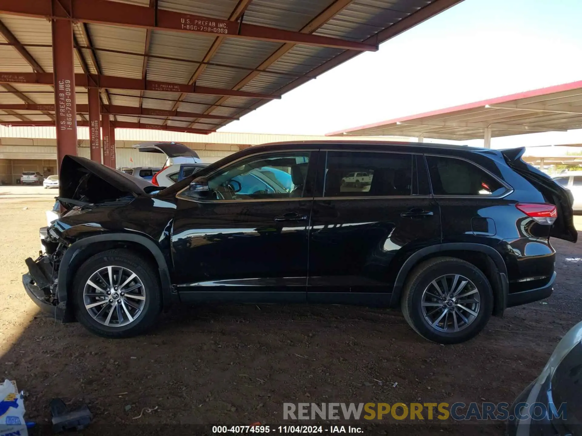14 Photograph of a damaged car 5TDJZRFH4KS582213 TOYOTA HIGHLANDER 2019