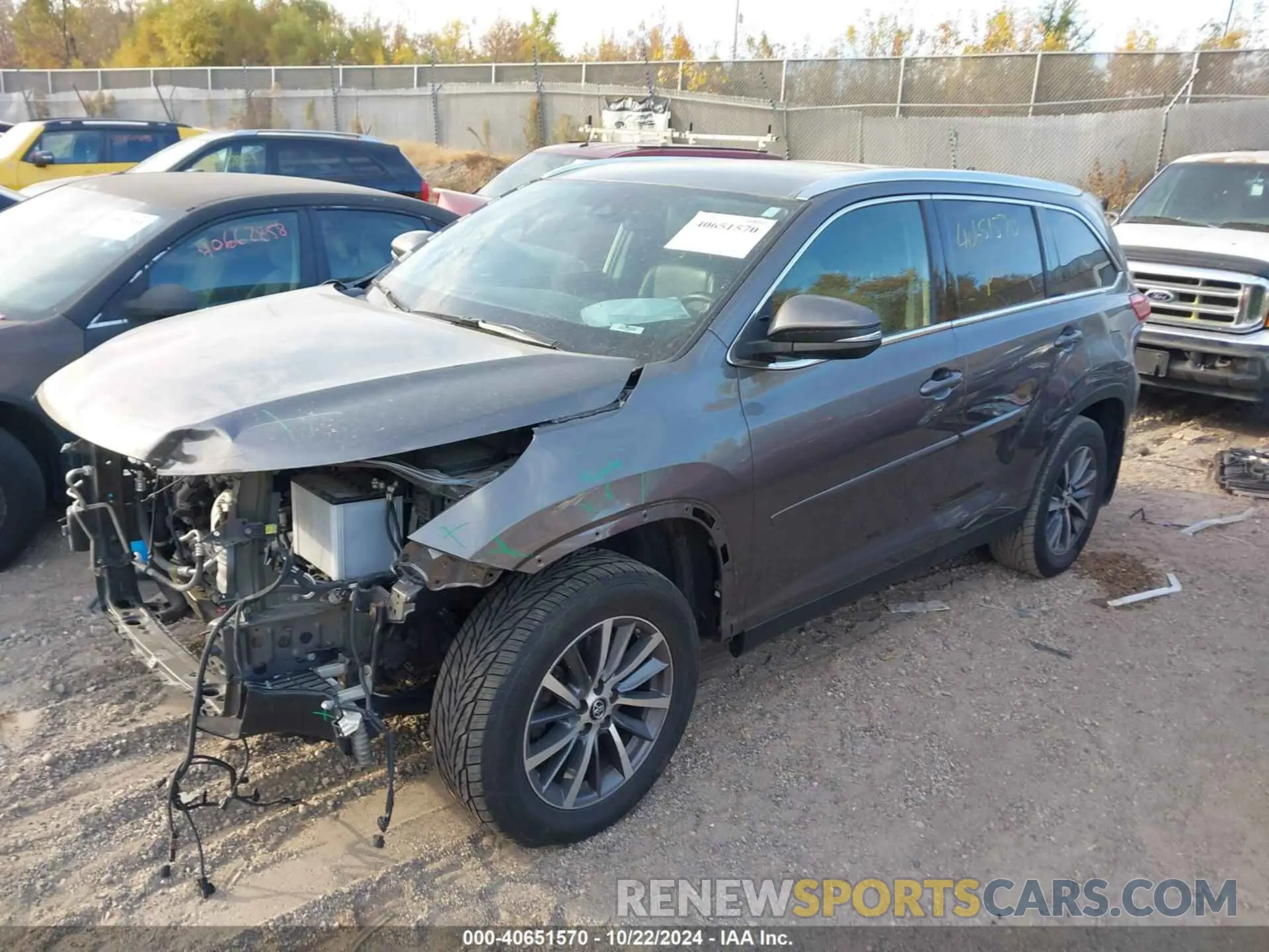 2 Фотография поврежденного автомобиля 5TDJZRFH4KS931421 TOYOTA HIGHLANDER 2019