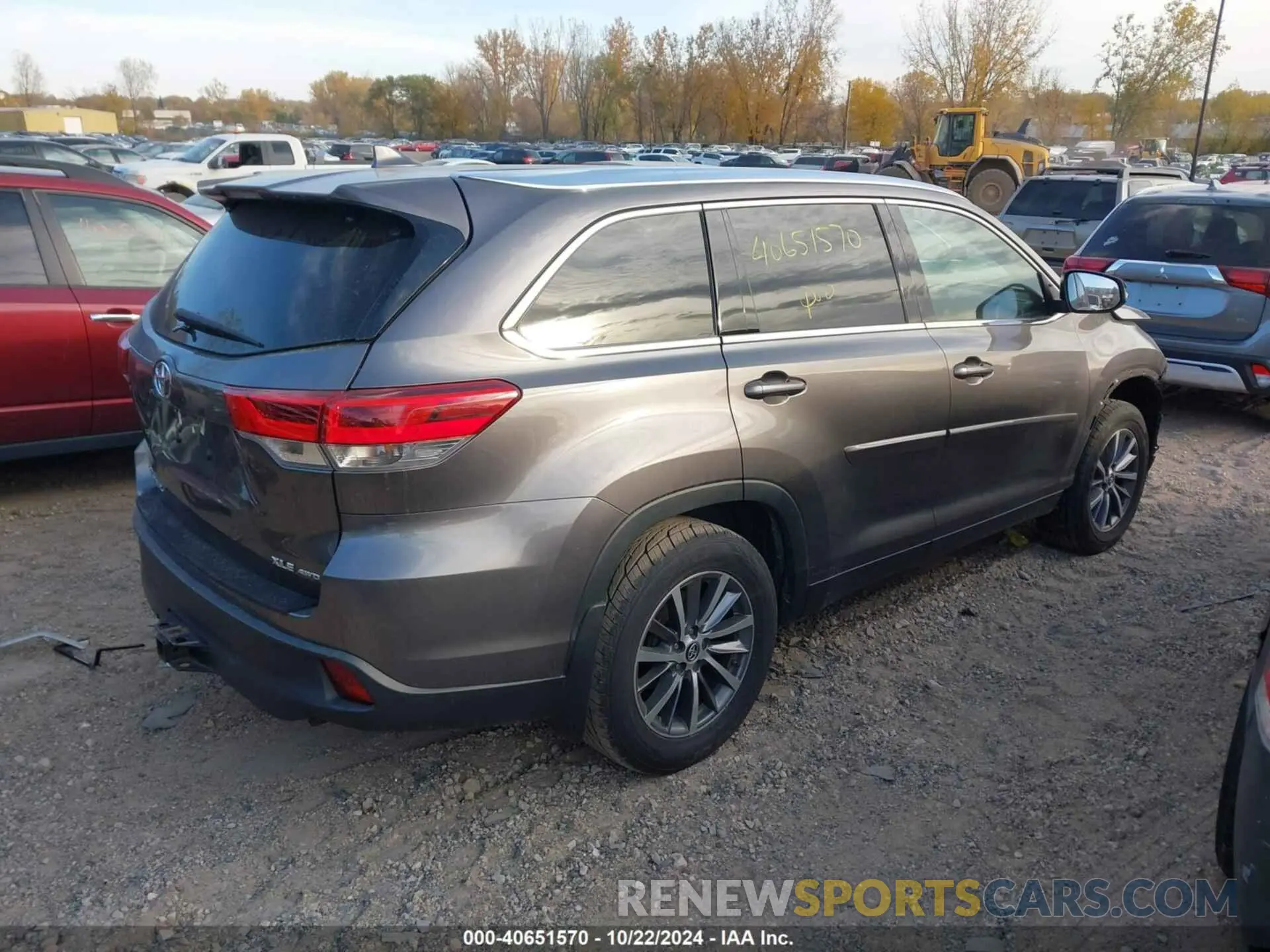 4 Фотография поврежденного автомобиля 5TDJZRFH4KS931421 TOYOTA HIGHLANDER 2019