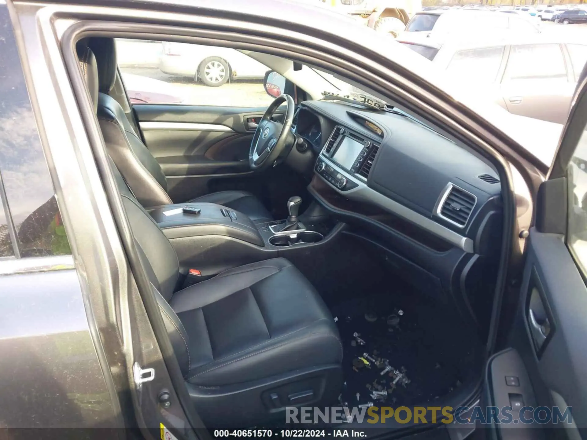 5 Фотография поврежденного автомобиля 5TDJZRFH4KS931421 TOYOTA HIGHLANDER 2019
