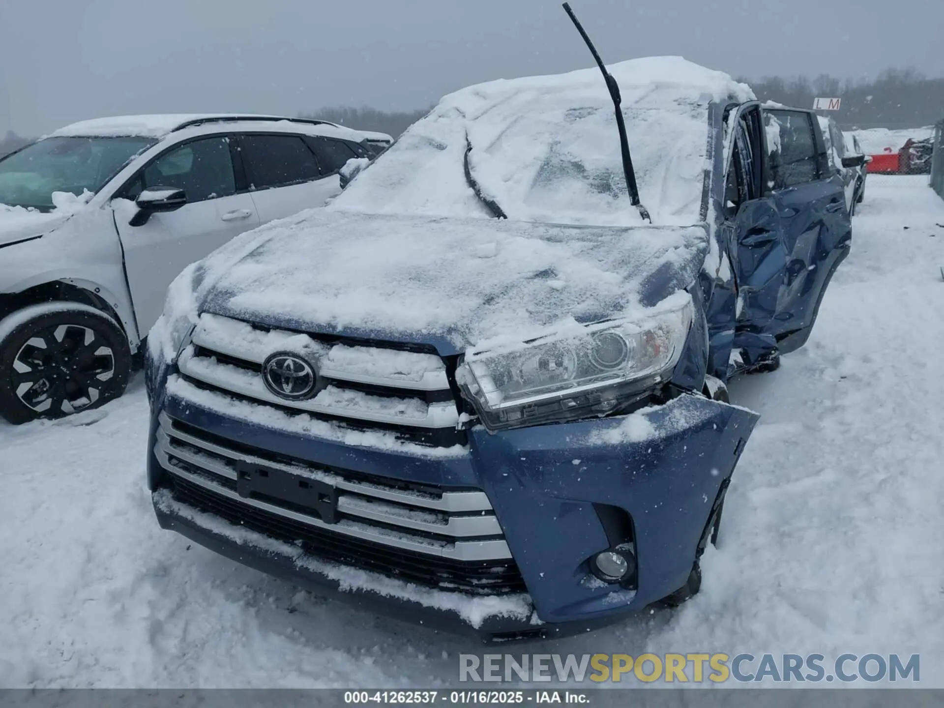 2 Фотография поврежденного автомобиля 5TDJZRFH4KS999914 TOYOTA HIGHLANDER 2019