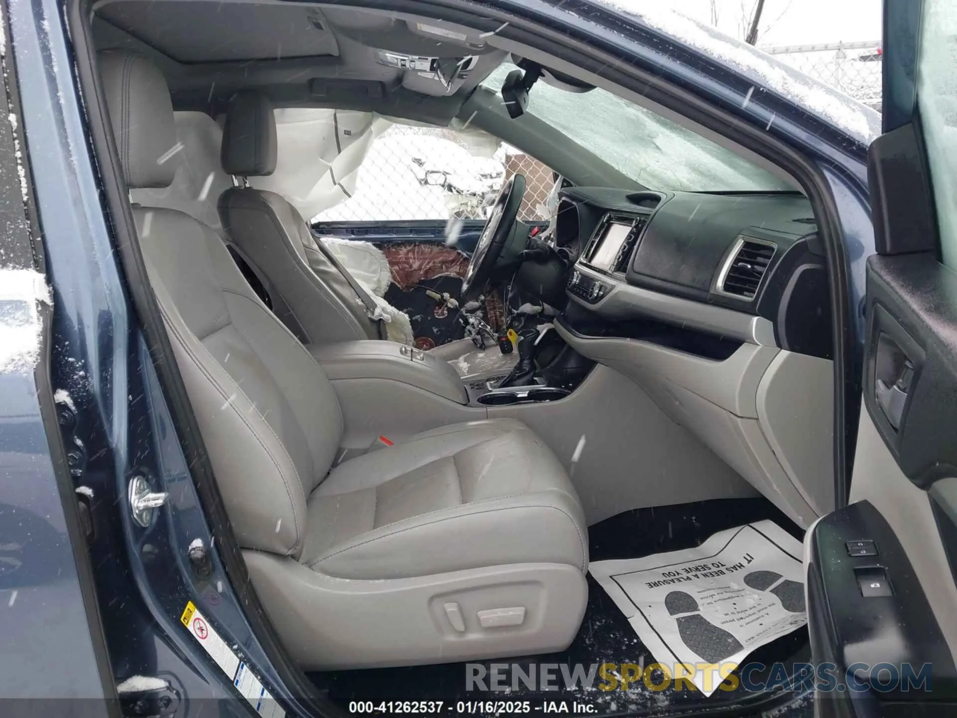 5 Фотография поврежденного автомобиля 5TDJZRFH4KS999914 TOYOTA HIGHLANDER 2019