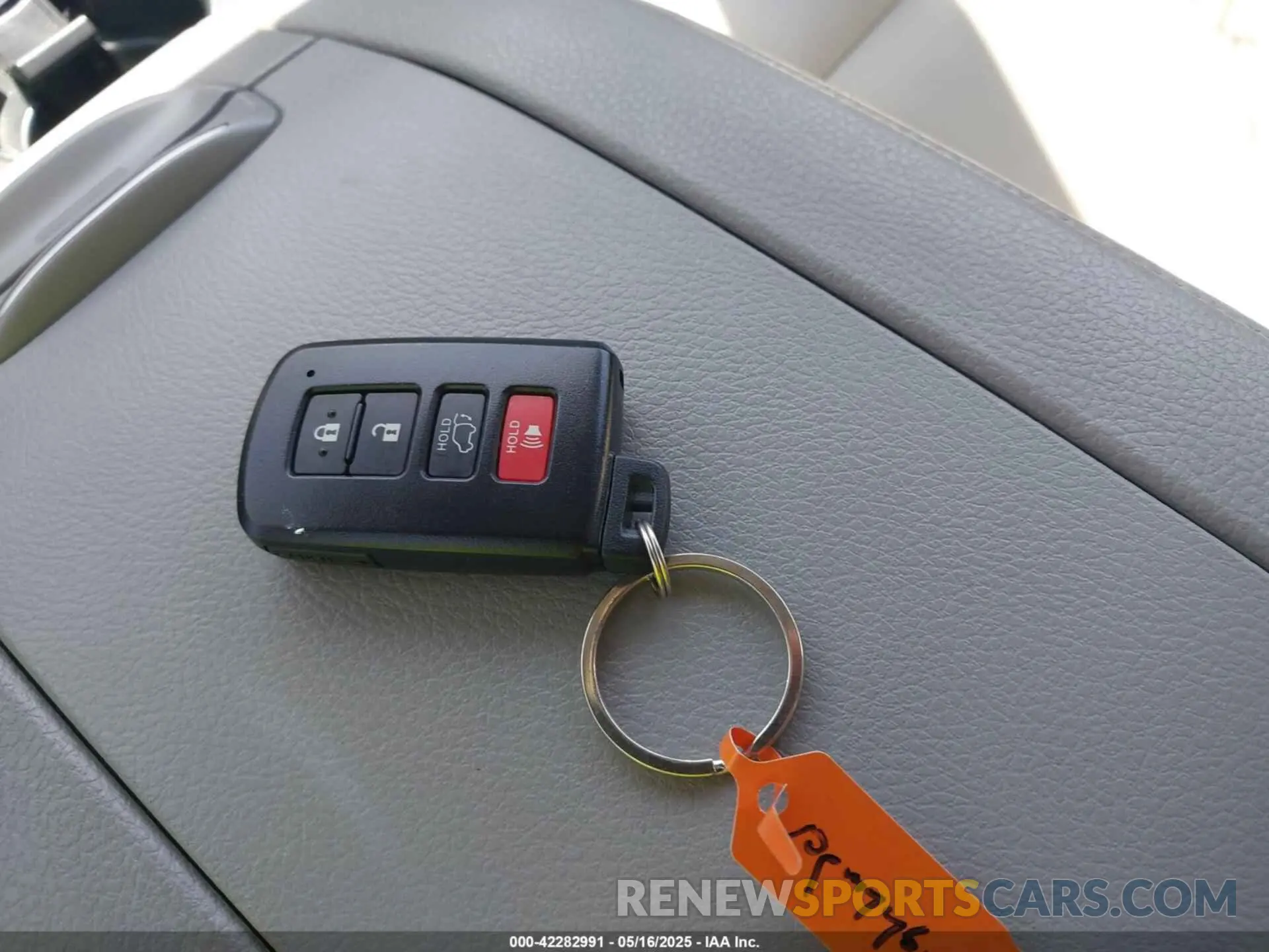 11 Фотография поврежденного автомобиля 5TDJZRFH5KS570670 TOYOTA HIGHLANDER 2019