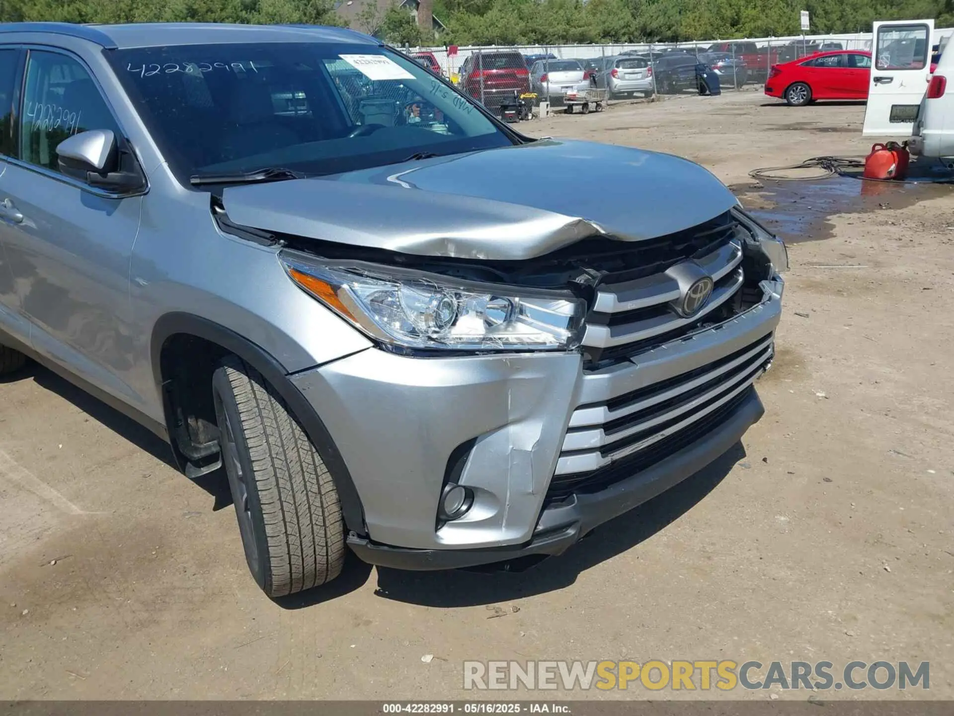 18 Фотография поврежденного автомобиля 5TDJZRFH5KS570670 TOYOTA HIGHLANDER 2019
