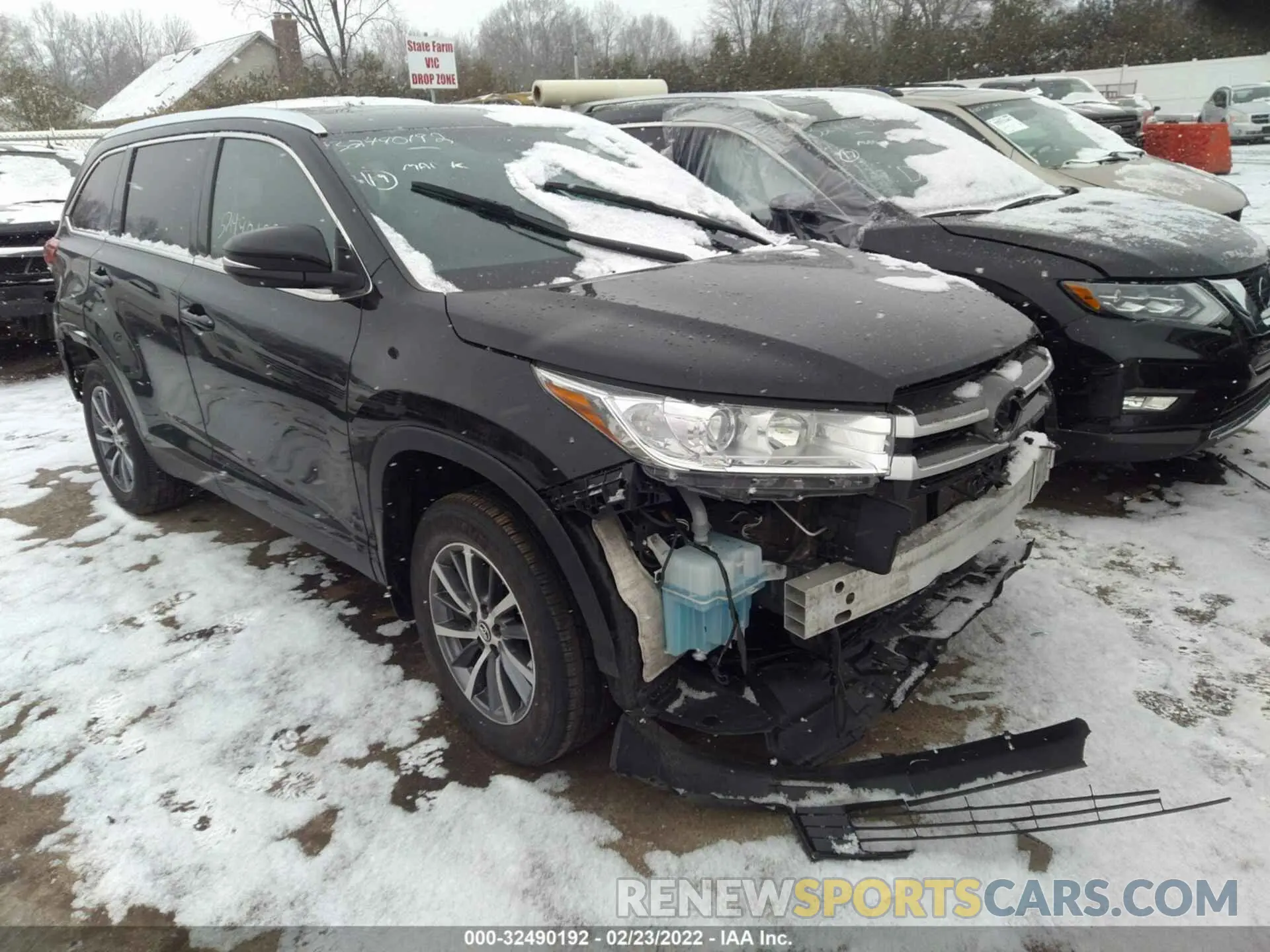 1 Фотография поврежденного автомобиля 5TDJZRFH5KS922808 TOYOTA HIGHLANDER 2019