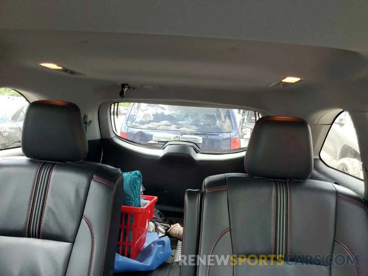 10 Фотография поврежденного автомобиля 5TDJZRFH5KS980790 TOYOTA HIGHLANDER 2019
