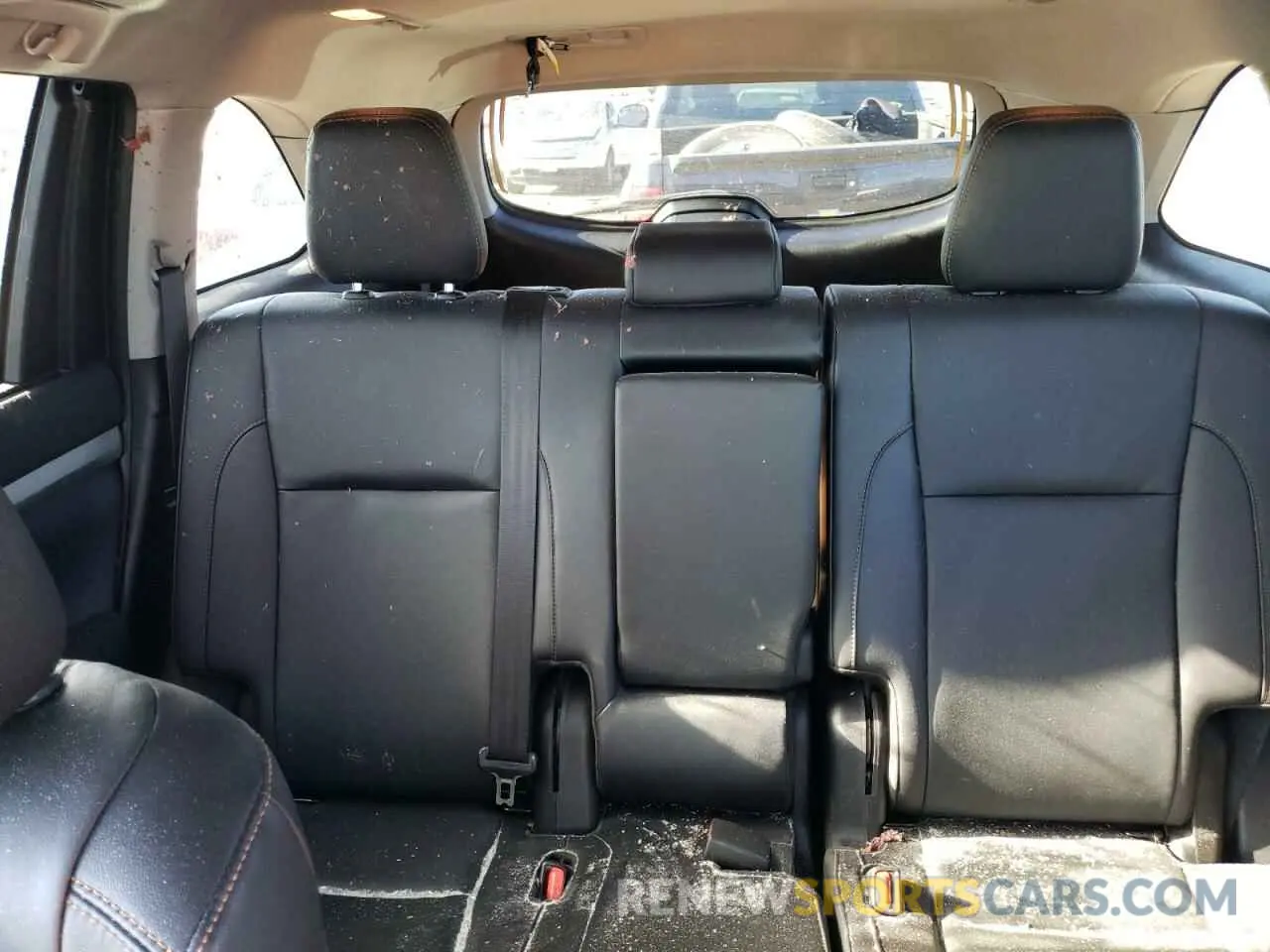 10 Фотография поврежденного автомобиля 5TDJZRFH6KS576526 TOYOTA HIGHLANDER 2019